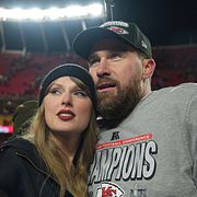 Travis Kelce tillsammans med Taylor Swift.