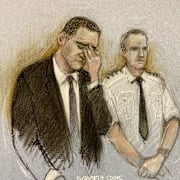 Skiss som visar Paul Doyle under rättegången.