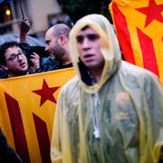 Demonstranter i Barcelona som vill se ett katalanskt självstyre.