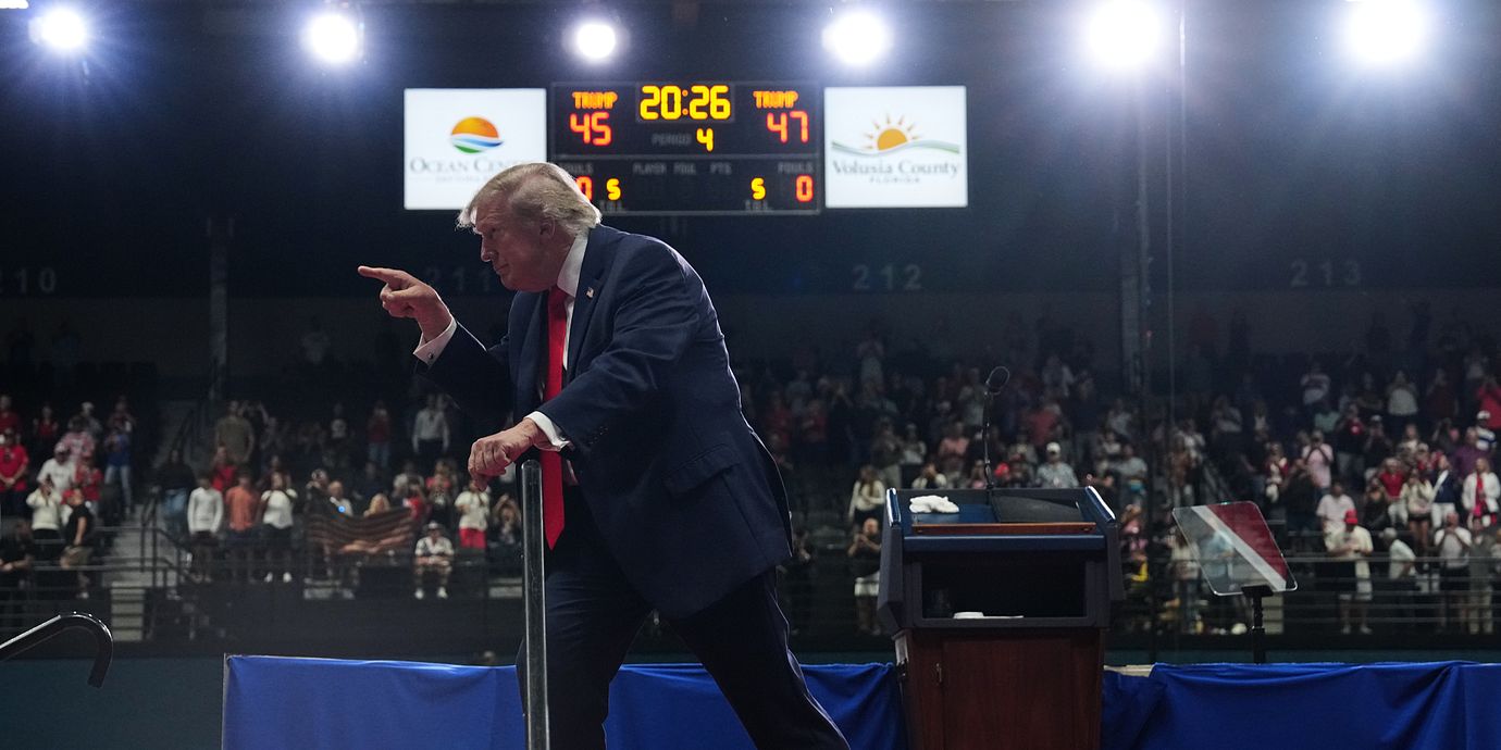 Donald Trump kampanjtalade i Florida på fredagskvällen.
