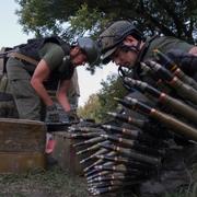 Ukrainska soldater i Charkiv.