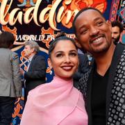 Skådespelarna Naomi Scott och Will Smith på premiären