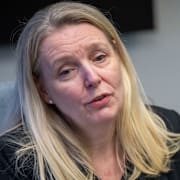 Kommundirektör Linda Strand vid kommunens presskonferens i kommunhuset i Hörby på fredagen efter tisdagens misstänkta mord.