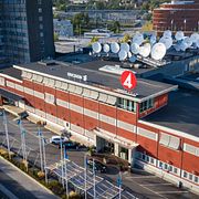 Arkivbild: Exteriör TV4 på Tegeluddsvägen i Stockholm. 