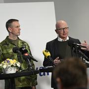 Sälen, 13 januari: Försvarsminister Pål Jonson, arméchef Jonny Lindfors och Saabs VD Micael Johansson under pressträffen på Folk och försvars rikskonferens i Sälen.