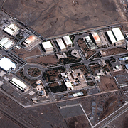 Iransk kärnanläggning/Vladmir Putin.