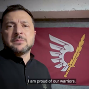 Zelenskyj besökte fronten i Donetsk på torsdagen. Skärmdump från en av hans videouppdateringar. 