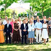 Regeringen samlad i Almedalen under politikerveckan.