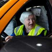 USA:s finansminister Janet Yellen på besök i Fords fabrik i Pretoria, Sydafrika, i januari i år.