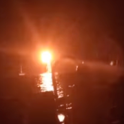 Skärmdump från videoklipp som påstås visa nattens explosion.