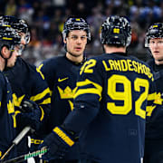 Tre Kronor kan nu ladda för en match mot Lettland. 