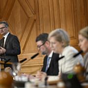 Arkivbild: Riksbankschef Erik Thedéen och Riksbankens direktion i samband med Finansutskottets utfrågning.
