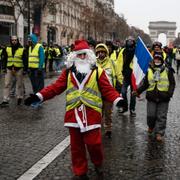 Bild från Champs-Elysees på lördagen.