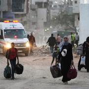 Palestinier evakuerar Gaza stad, 14 maj. 