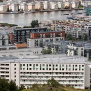 Polisen på plats i Hammarby Sjöstad efter händelsen.