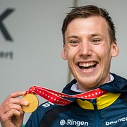 Emil Svensk.