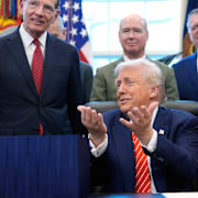 Donald Trump i Ovala rummet.