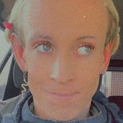 Vilma Andersson/Ljus på minnesplatsen för mördade My.