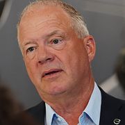 Volvos VD Martin Lundstedt intervjuas om AB Volvos delårsresultat.
