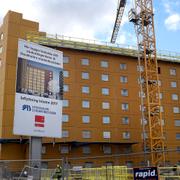 Studentbostäder under uppförande i Solna.