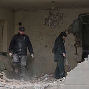 En skadad byggnad i Teheran till följd av attacker mot den iranska huvudstaden.