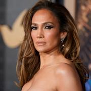 Jennifer Lopez under premiären av  "This Is Me... Now: A Love Story", en av två filmer som släpptes i samband med hennes nya album, i februari i år. 