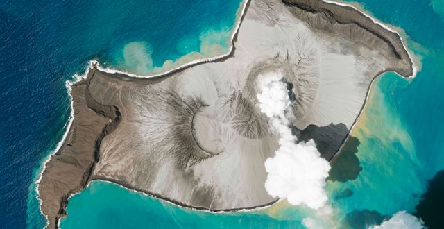 Vulkanen som fick utbrott. Planet Labs PBC / AP