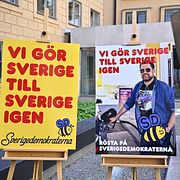 Sverigedemokraternas valaffischer.