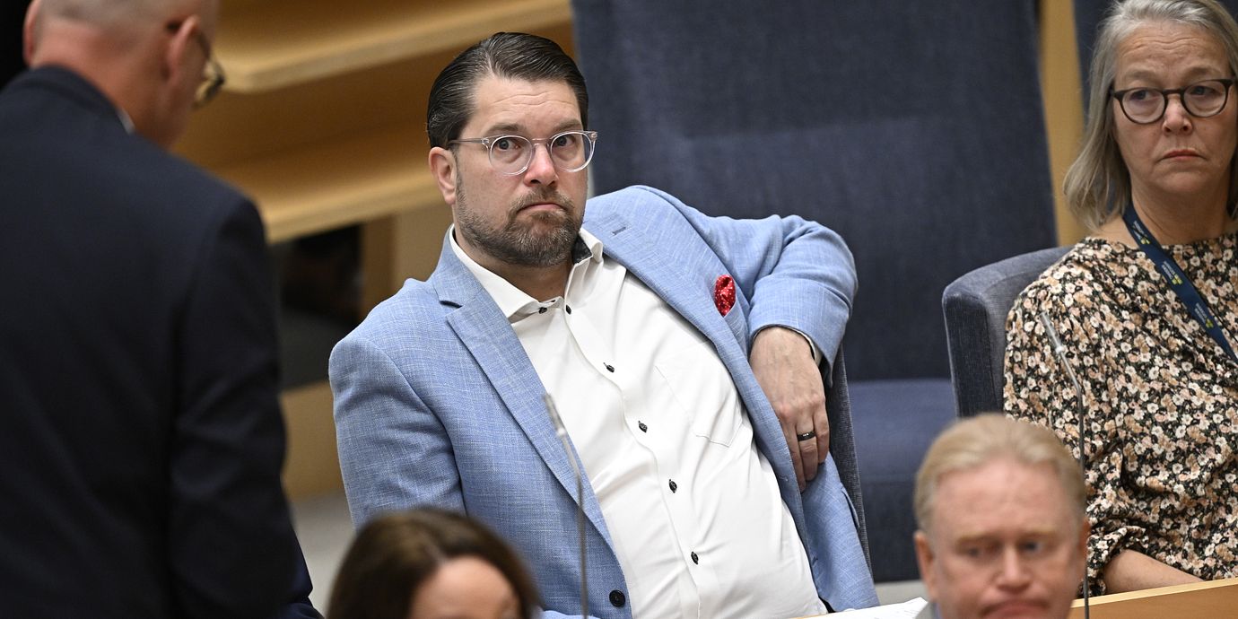 Sverigedemokraternas partiledare Jimmie Åkesson i riksdagen inför upprop och talmansval. 