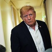 Arkivbild: Trump på Air Force One. 