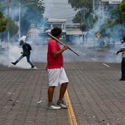 Universitetsstudenter i demonstration mot Nicaraguas president.