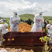 Ebolaoffer begravs i Kongo-Kinshasa, 23 maj.
