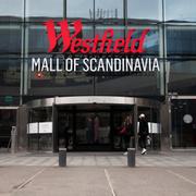 SOLNA 20240623  
Entrén till Westfield Mall of Scandinavia i Solna.
Foto: Mickan Mörk / TT / Kod 11576