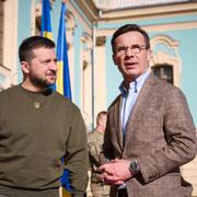 Ulf Kristersson och ukrainas presdent Volodymyr Zelenskyj i Kyiv, 