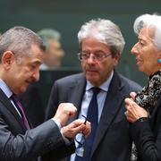 ECB-medlemmen Fabio Panetta, ekonomikommissionären Paolo Gentiloni och ECB-chefen Christine Lagarde