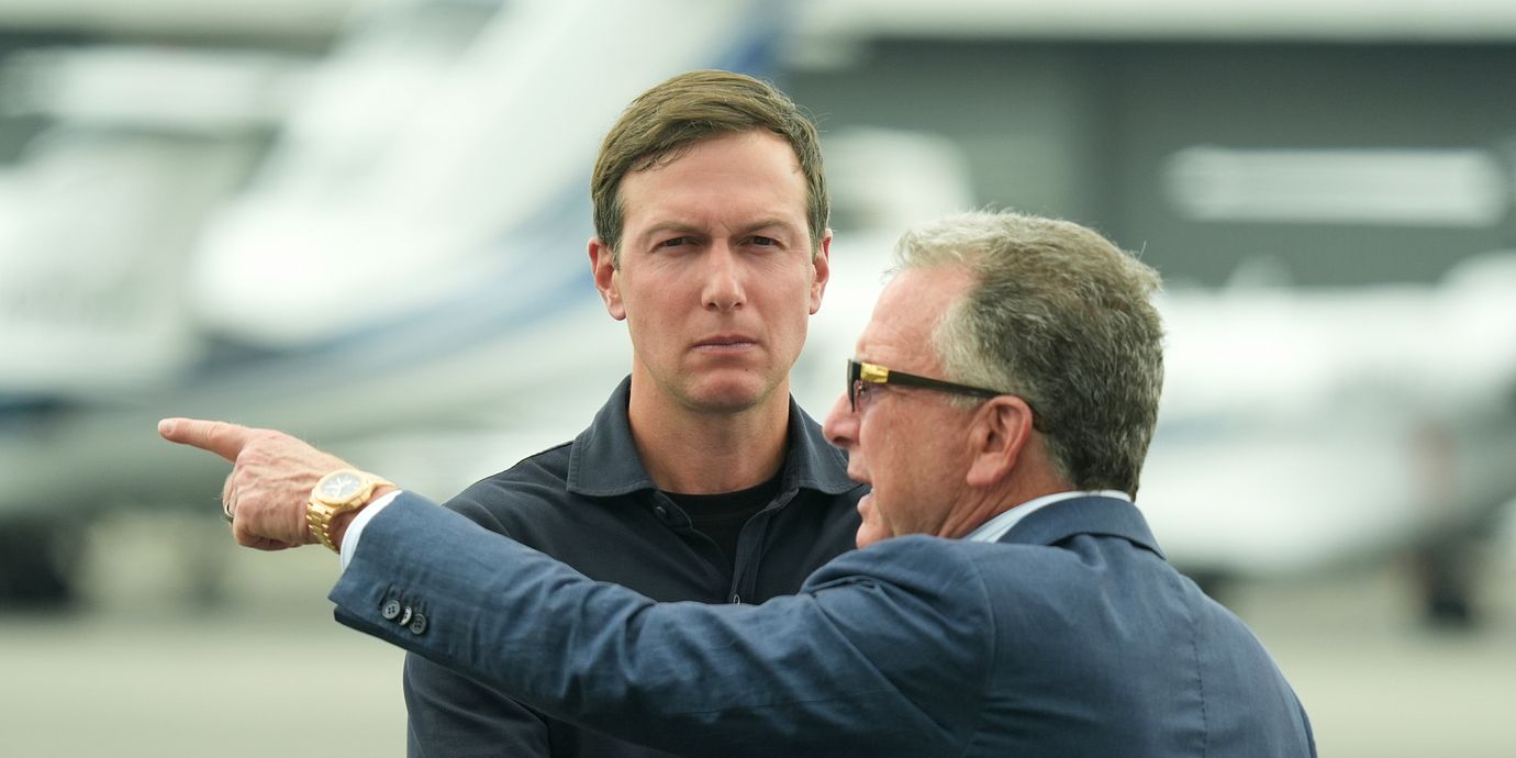 Jared Kushner och Vita husets särskilda sändebud Steve Witkoff.
