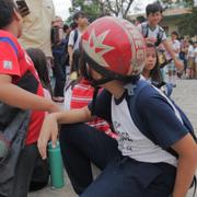 Barn har evakuerats från en skola i Davao i Filippinerna efter fredagens kraftiga jordskalv.