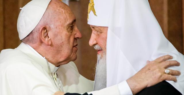 Påve Franciskus och patriark Kirill vid sitt möte 2016. Gregorio Borgia / AP