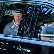 Donald Trump i sin limousine, 30 maj.