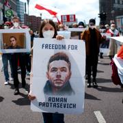 Demonstration för Roman Protasevitj i Berlin i maj.