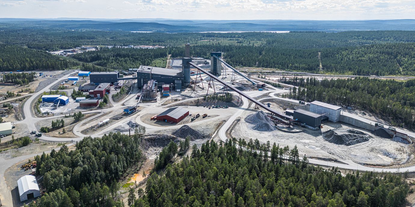 Flygbild över Bolidens gruva i Boliden.