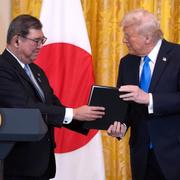 Japanska premiärministern Shigeru Ishiba och presidenten Donald Trump. 