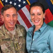 David Petraeus och Paula Broadwell 2011