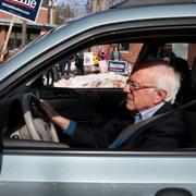 Bernie Sanders röstade i hemstaden Burlington,.