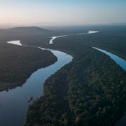 Essequibofloden i Guyana. Venezuela ser floden som sin östra gräns. 