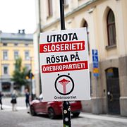 Valaffischer vid Stortorget i Örebro.