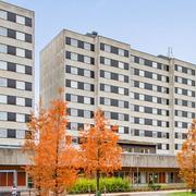 Hyreslägenheter vid Sollentuna Centrum i Tureberg byggda på 1970-talet. 