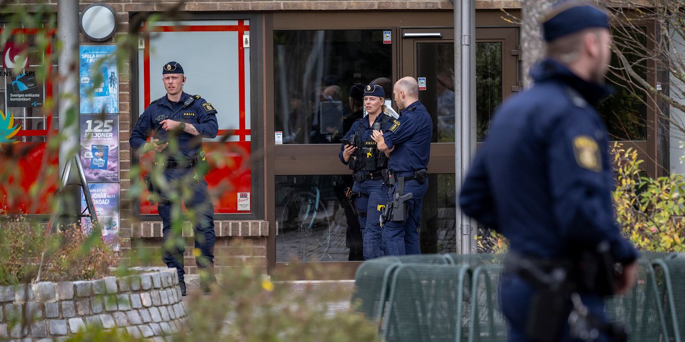 Bild från polisinsatsen, 7 oktober.