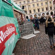 Bild från när Musikhjälpen senast höll till på Stora torget i Linköping, i december 2015.