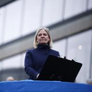 Magdalena Andersson talade under en manifestation för Ukraina på Sergels torg i Stockholm på lördagen. 